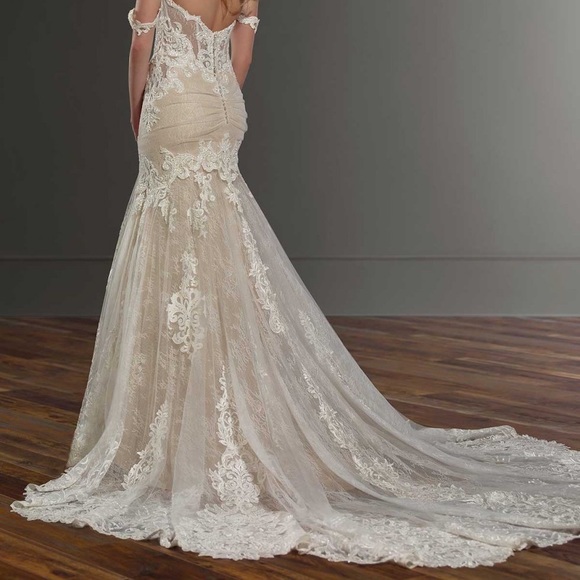 Martian Liana style #1012, wedding dress - Picture 4 of 15